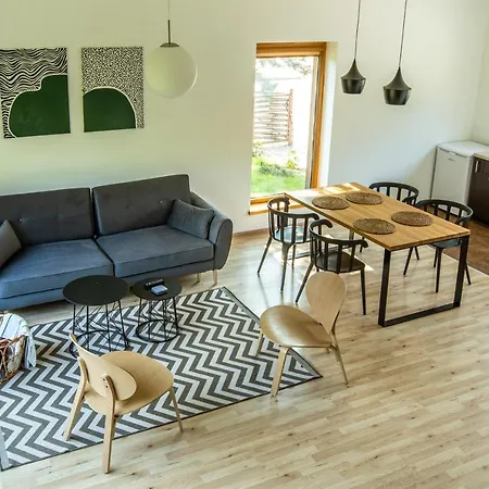 Ausra Holiday home *